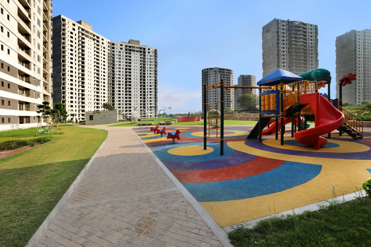 Omaxe-The-Lake-New-Chandigarh-02